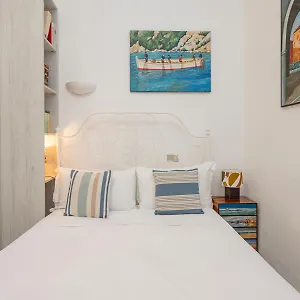  Appartamento New In Downtown Close To Duomo Italia